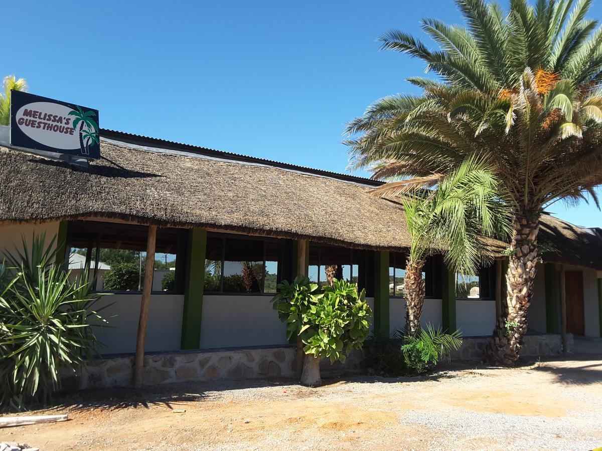 Melissa'S Guest House Kamanjab Exterior foto